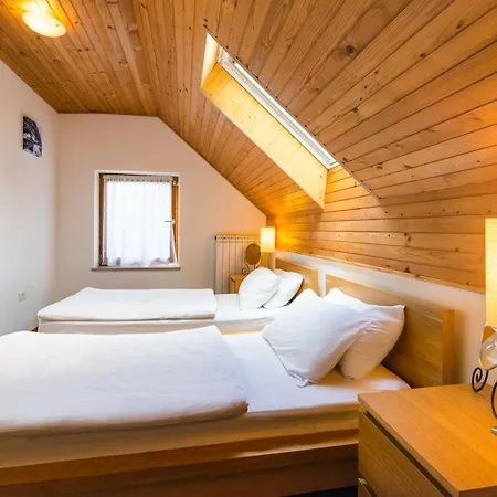 Holiday home Lepa Soca House