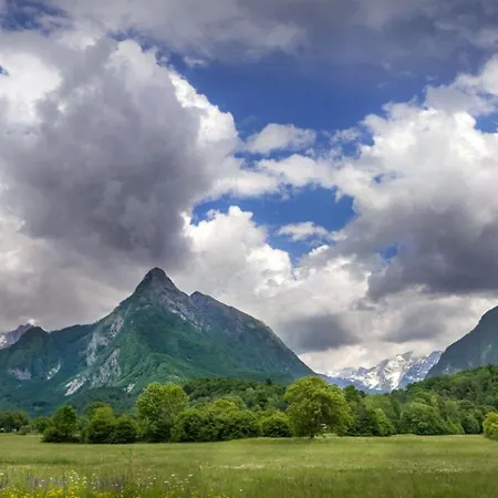 Lepa Soca House Semesterbostad Cezsoca