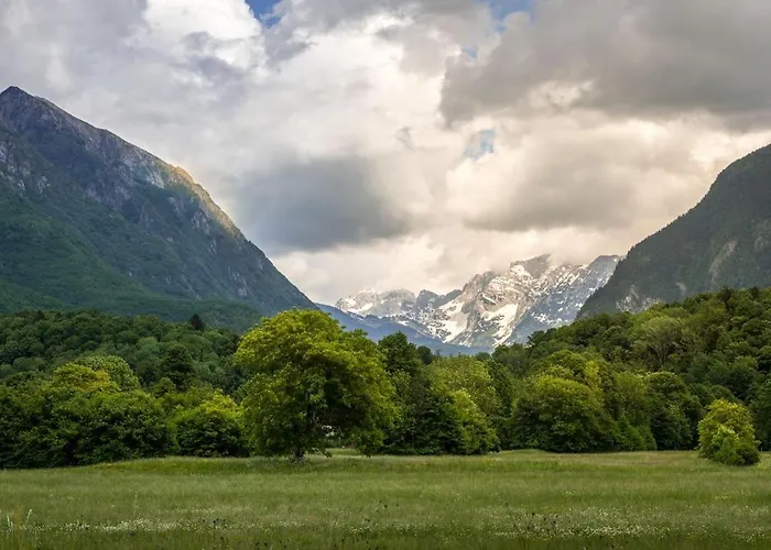 Semesterbostad Lepa Soca House *